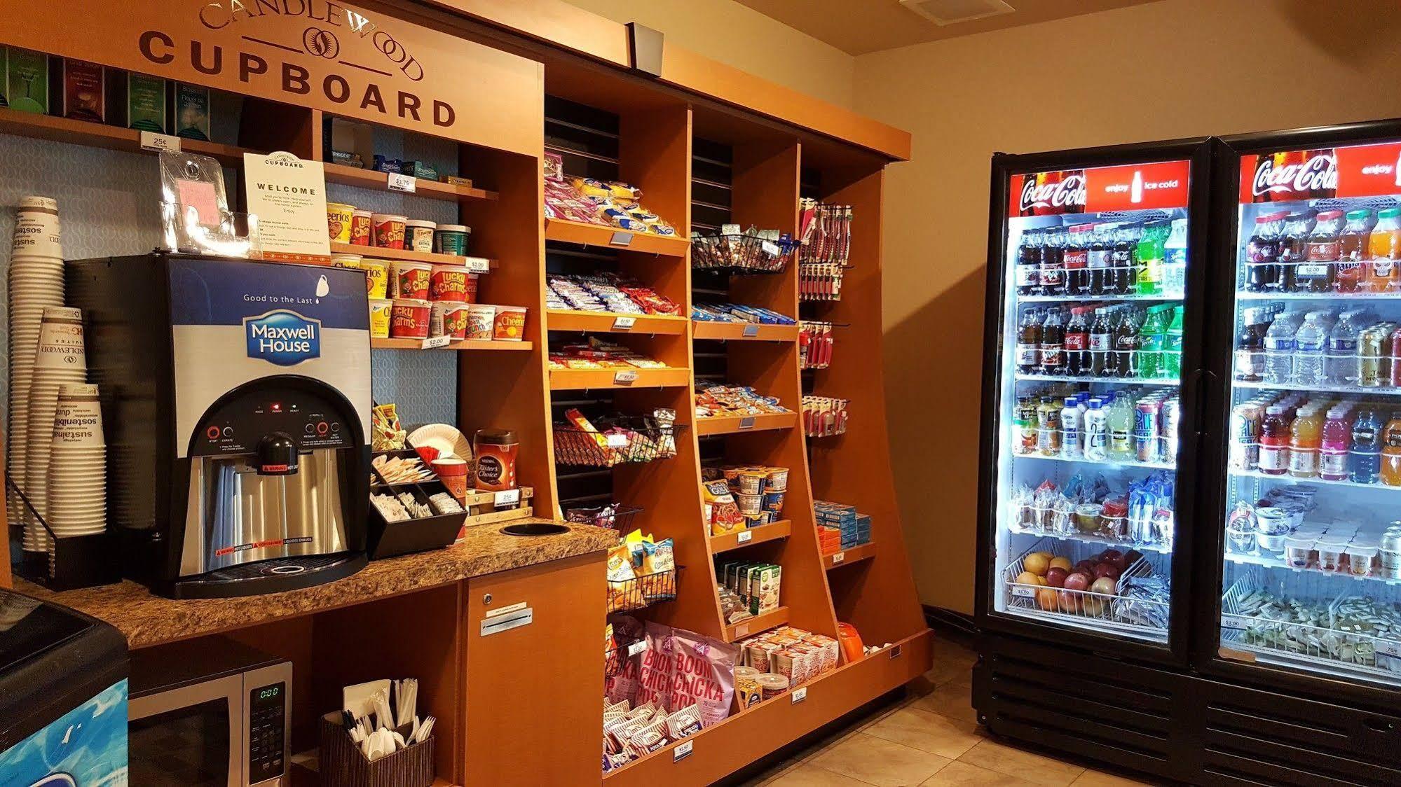 Candlewood Suites Portland Airport By Ihg Exterior photo