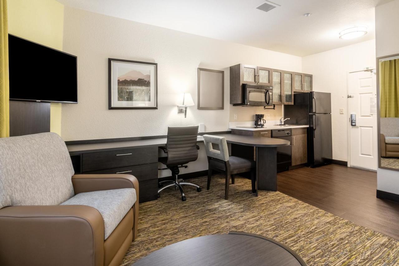 Candlewood Suites Portland Airport By Ihg Exterior photo
