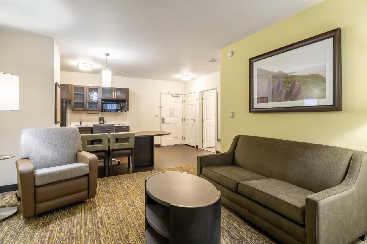 Candlewood Suites Portland Airport By Ihg Exterior photo